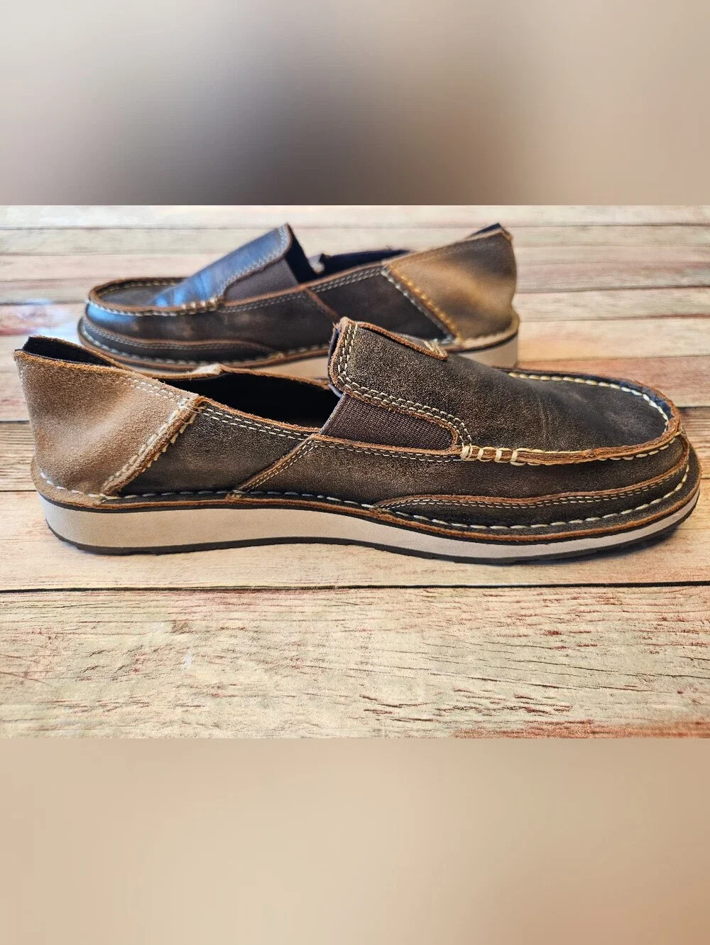 Ariat Men's Cruiser slip-on shoes